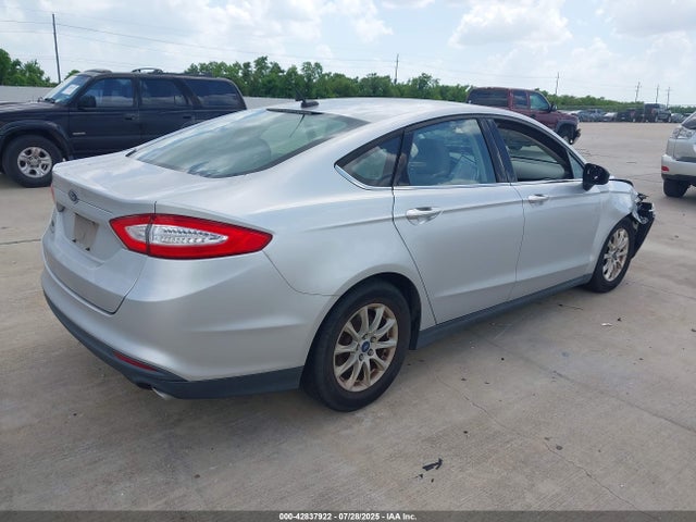 Ford 2015 2015 3FA6P0G77FR213227 Image 4