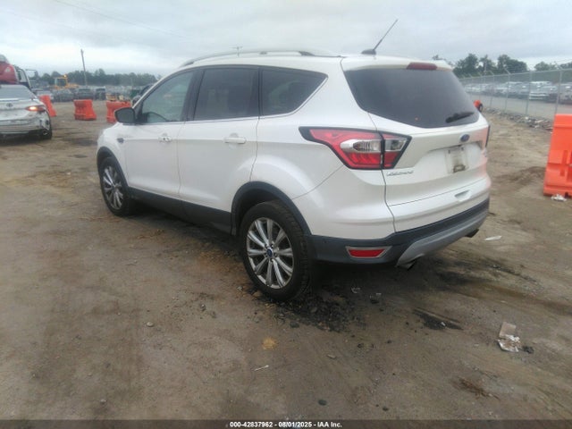 1FMCU0J9XHUC14377 Ford Escape