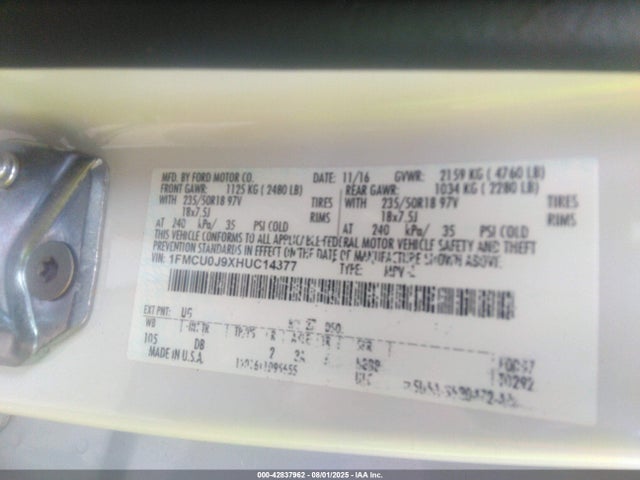 1FMCU0J9XHUC14377 Ford Escape