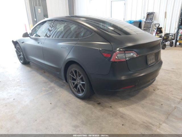 2019 TESLA MODEL 3 5YJ3E1EB7KF432314 Photo 2