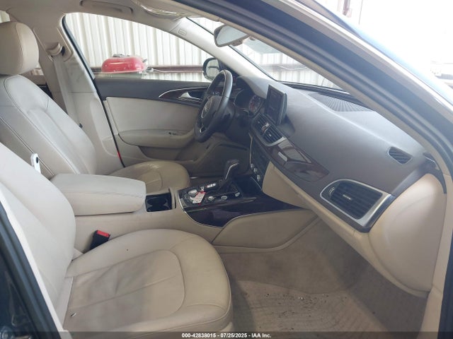 Audi 2.0t 2016 WAUGFAFC9GN050250 Image 5
