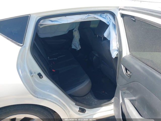Subaru na 2024 JF1GUABC7R8320548 Image 8
