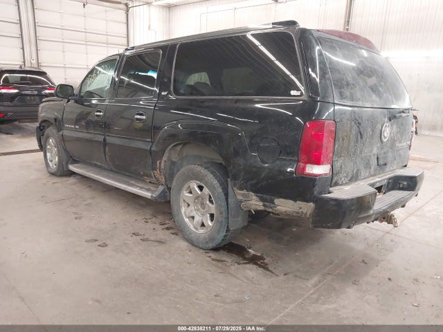 2003 CADILLAC ESCALADE ESV 3GYFK66N73G208624 Photo 2