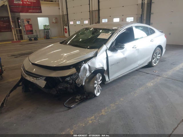 Chevrolet lfv - direct injection, variable valve timing, gen 1 2018 1G1ZD5ST1JF261063 Image 2