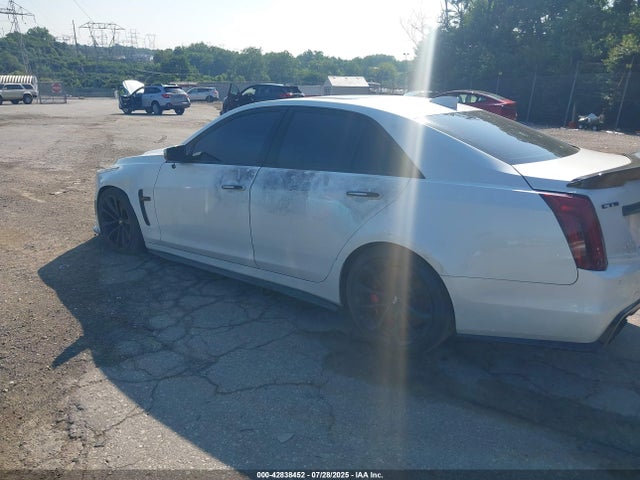 2019 CADILLAC CTS-V 1G6A15S67K0103759 Photo 2