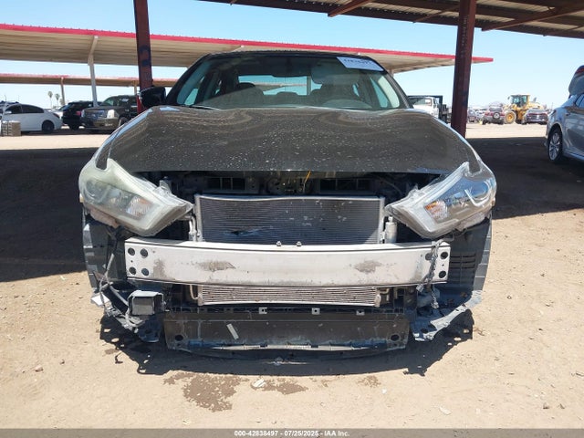 1N4AA6AP5JC393726 Nissan Maxima