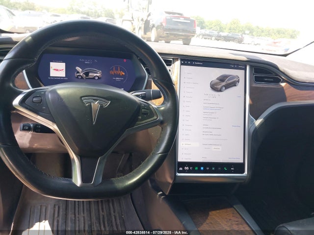 5YJXCBE26GF008224 Tesla MODEL X