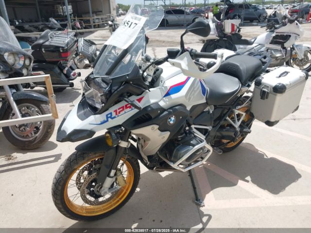 2021 BMW R 1250 WB10M0303M6D63203 Photo 1
