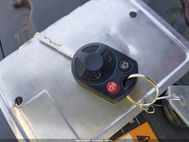 1FMCU0GX5GUB34845 Ford Escape