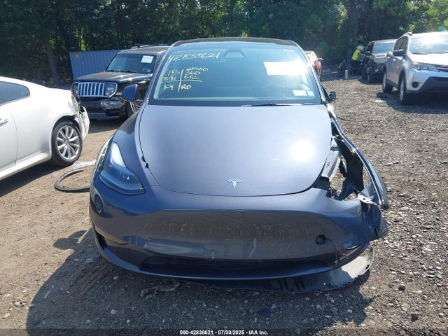 7SAYGDEE6PA185676 Tesla Model Y