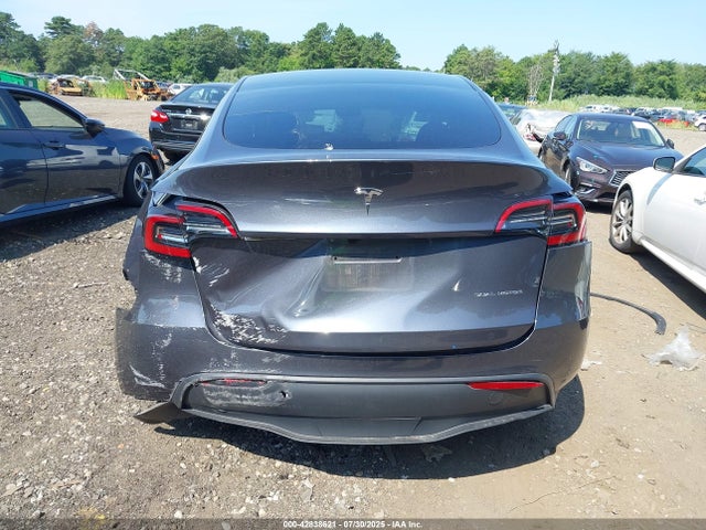 7SAYGDEE6PA185676 Tesla Model Y