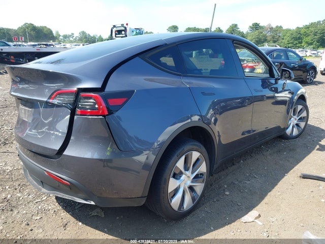 2023 TESLA MODEL Y 7SAYGDEE6PA185676 Photo 3