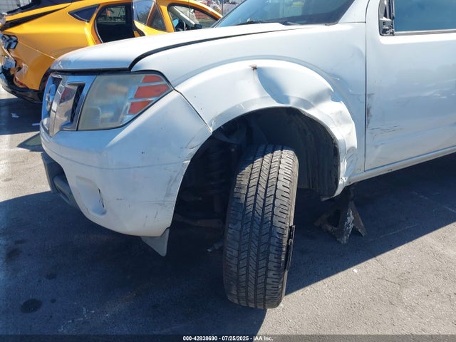 1N6AD0ER6EN730681 Nissan 2014