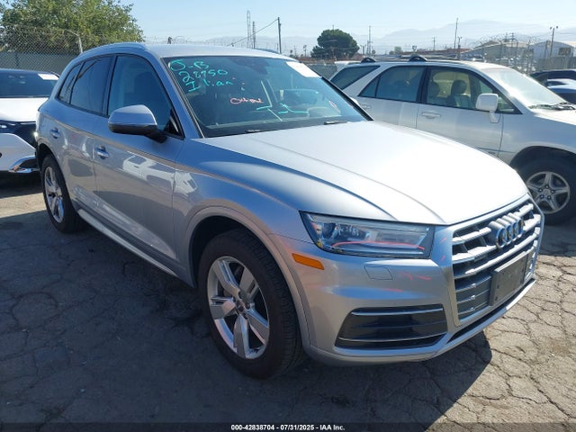 2018 AUDI Q5 WA1ANAFY4J2084722 Photo 0