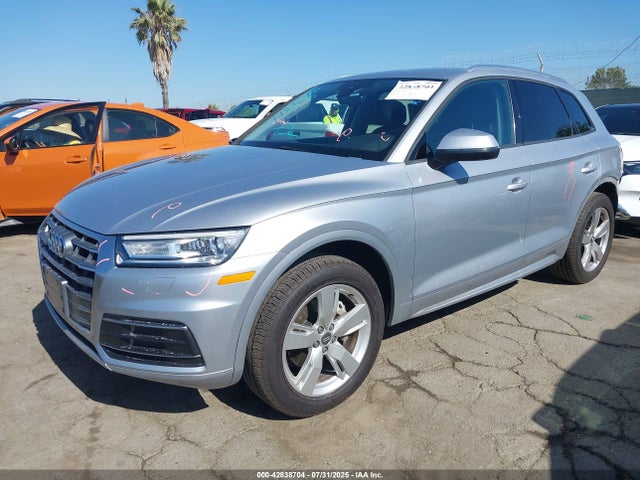 2018 AUDI Q5 WA1ANAFY4J2084722 Photo 1