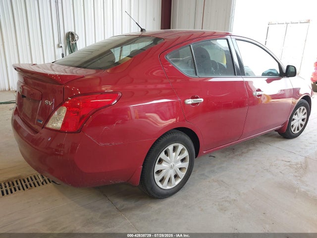 3N1CN7AP6EL808739 Nissan 2014