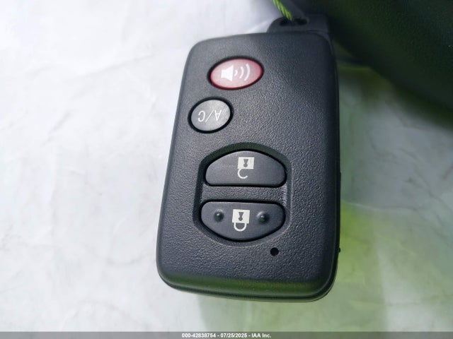 JTDZN3EU0E3353608 Toyota Prius V Two