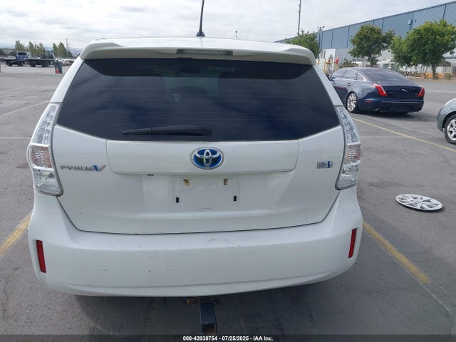 JTDZN3EU0E3353608 Toyota Prius V Two