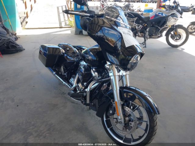 2021 HARLEY-DAVIDSON FLHX 1HD1KBC2XMB675354