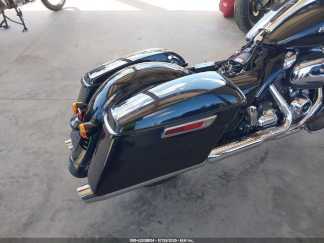 2021 HARLEY-DAVIDSON FLHX 1HD1KBC2XMB675354 Photo 3