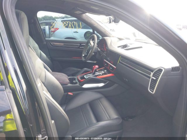 2019 PORSCHE CAYENNE WP1AF2AY4KDA80500 Photo 4