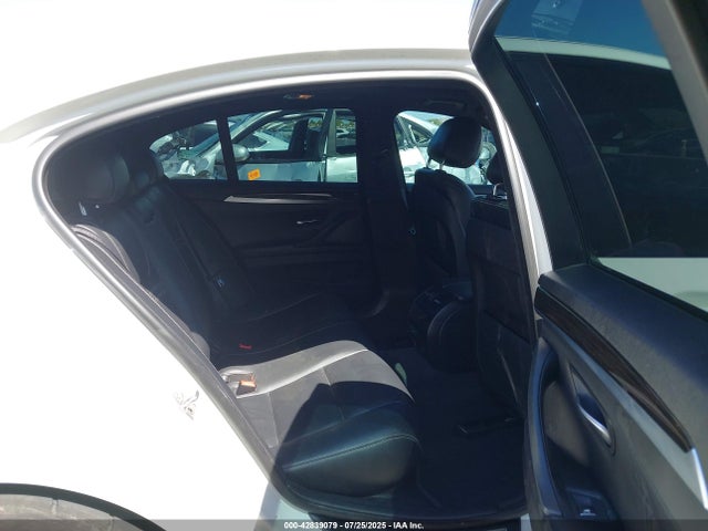 BMW 535i 2015 WBA5B1C52FD921194 Image 8