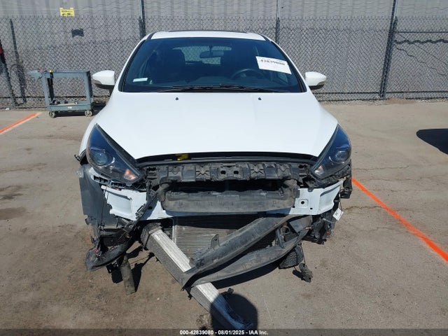 1FADP3L9XGL297558 Ford Focus