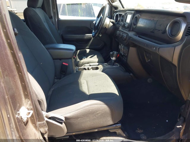 2019 JEEP WRANGLER UNLIMITED 1C4HJXDG5KW562430 Photo 4