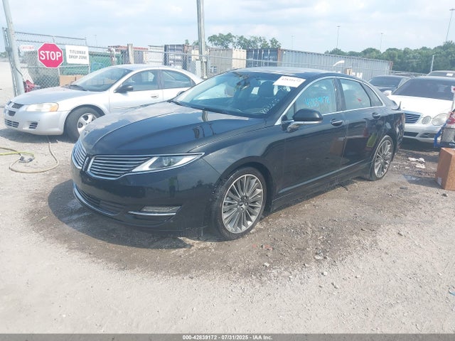 Lincoln MKZ 2014 3LN6L2LUXER803655 Image 2