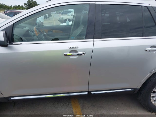 Lincoln 2015 2015 2LMDJ6JK9FBL32124 Image 14