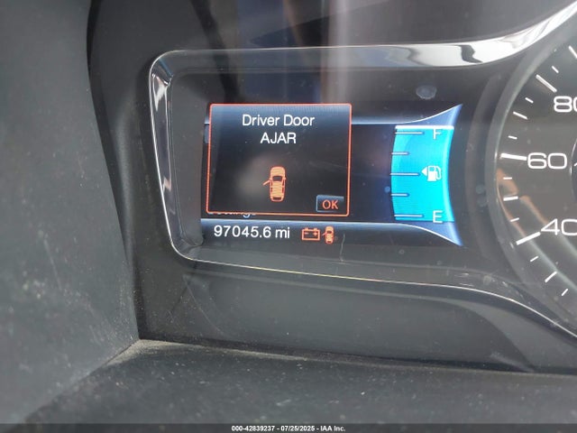 Lincoln 2015 2015 2LMDJ6JK9FBL32124 Image 15