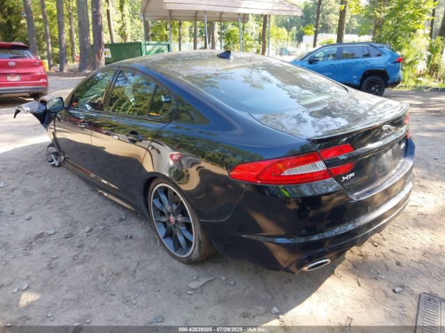 2015 JAGUAR XF SAJWA0F76F8U56804 Photo 2