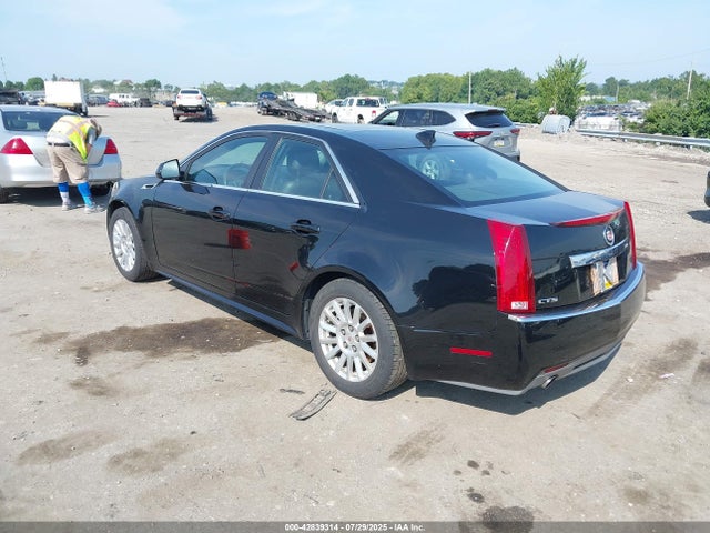 2011 CADILLAC CTS 1G6DE5EYXB0118464 Photo 2