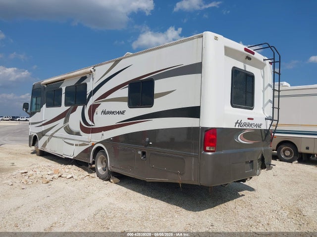 Продаж на аукціоні авто 2011 Ford F53, vin: 1F65F5DY8B0A10315, номер лоту: 42839320
