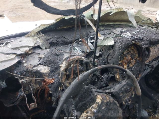 2010 MINI COOPER WMWMF3C56ATZ65239 Photo 6