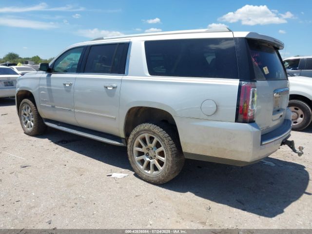 2017 GMC YUKON XL 1GKS2HKJ5HR122694 Photo 2