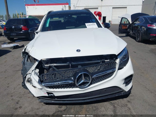 WDC0G6EB3JV017284 Mercedes-Benz m276
