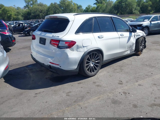 WDC0G6EB3JV017284 Mercedes-Benz m276