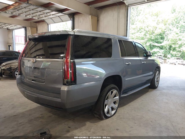 2020 CADILLAC ESCALADE ESV 1GYS3HKJ8LR125438 Photo 3
