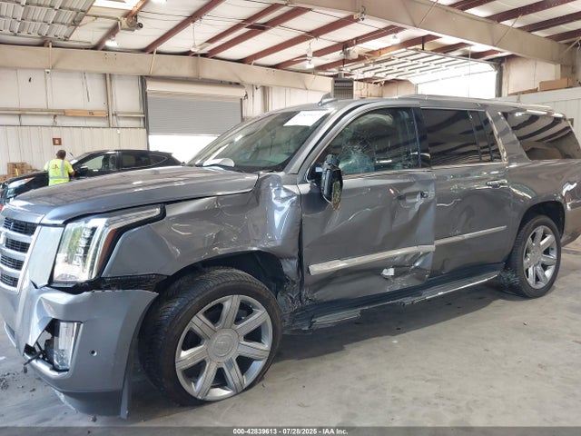 2020 CADILLAC ESCALADE ESV 1GYS3HKJ8LR125438 Photo 5