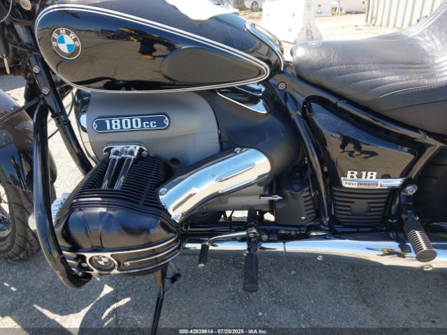 2021 BMW R18 WB10L2303M6E01432 Photo 8