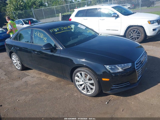2017 AUDI A4 WAUANAF45HN009374 Photo 0