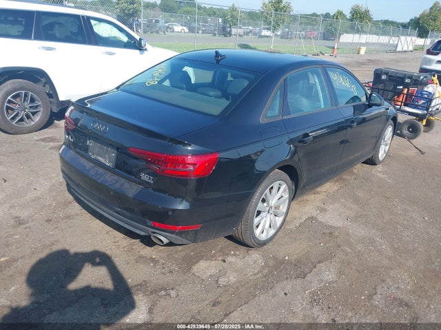 2017 AUDI A4 WAUANAF45HN009374 Photo 3