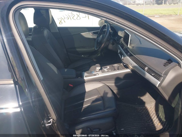 2017 AUDI A4 WAUANAF45HN009374 Photo 4