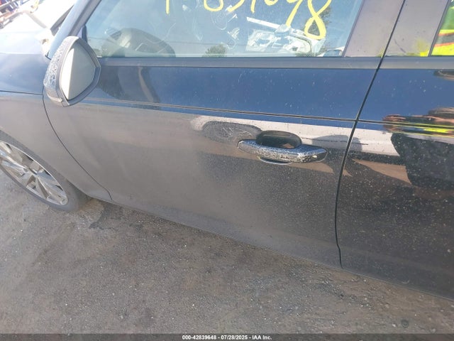 2017 AUDI A4 WAUANAF45HN009374 Photo 5