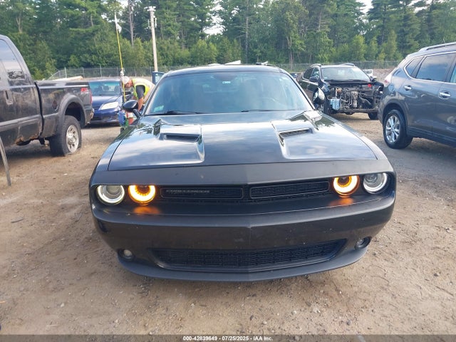 Dodge Challenger 2018 2C3CDZAG5JH287502 Image 13