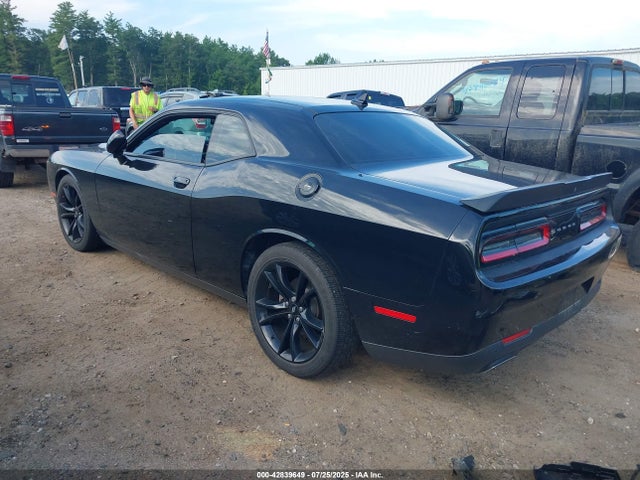 Dodge Challenger 2018 2C3CDZAG5JH287502 Image 3