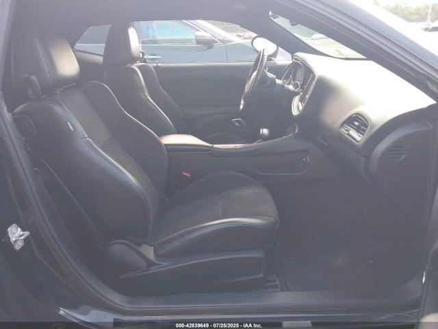Dodge Challenger 2018 2C3CDZAG5JH287502 Image 5