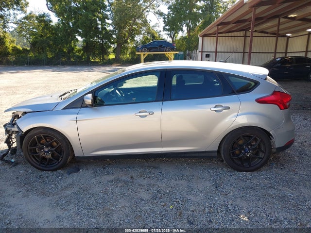 Ford Focus 2016 1FADP3K29GL333034 Image 14