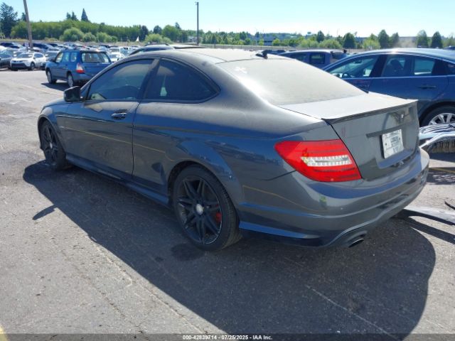 2014 MERCEDES-BENZ C 250 WDDGJ4HB7EG278441 Photo 2